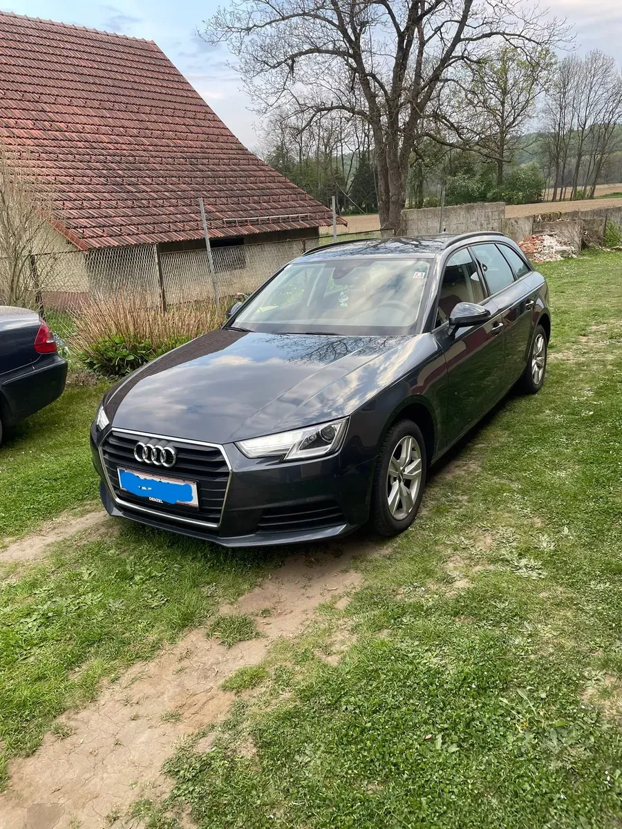Audi A4 2016 photo 2