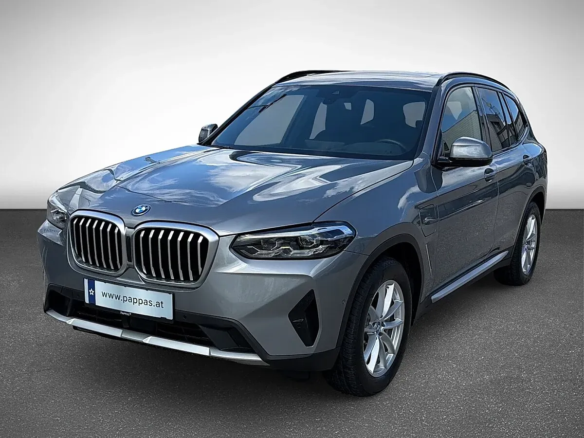 BMW X3 2024 photo 2