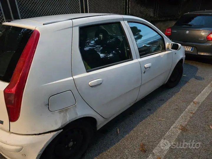 Fiat Punto 2000 photo 4