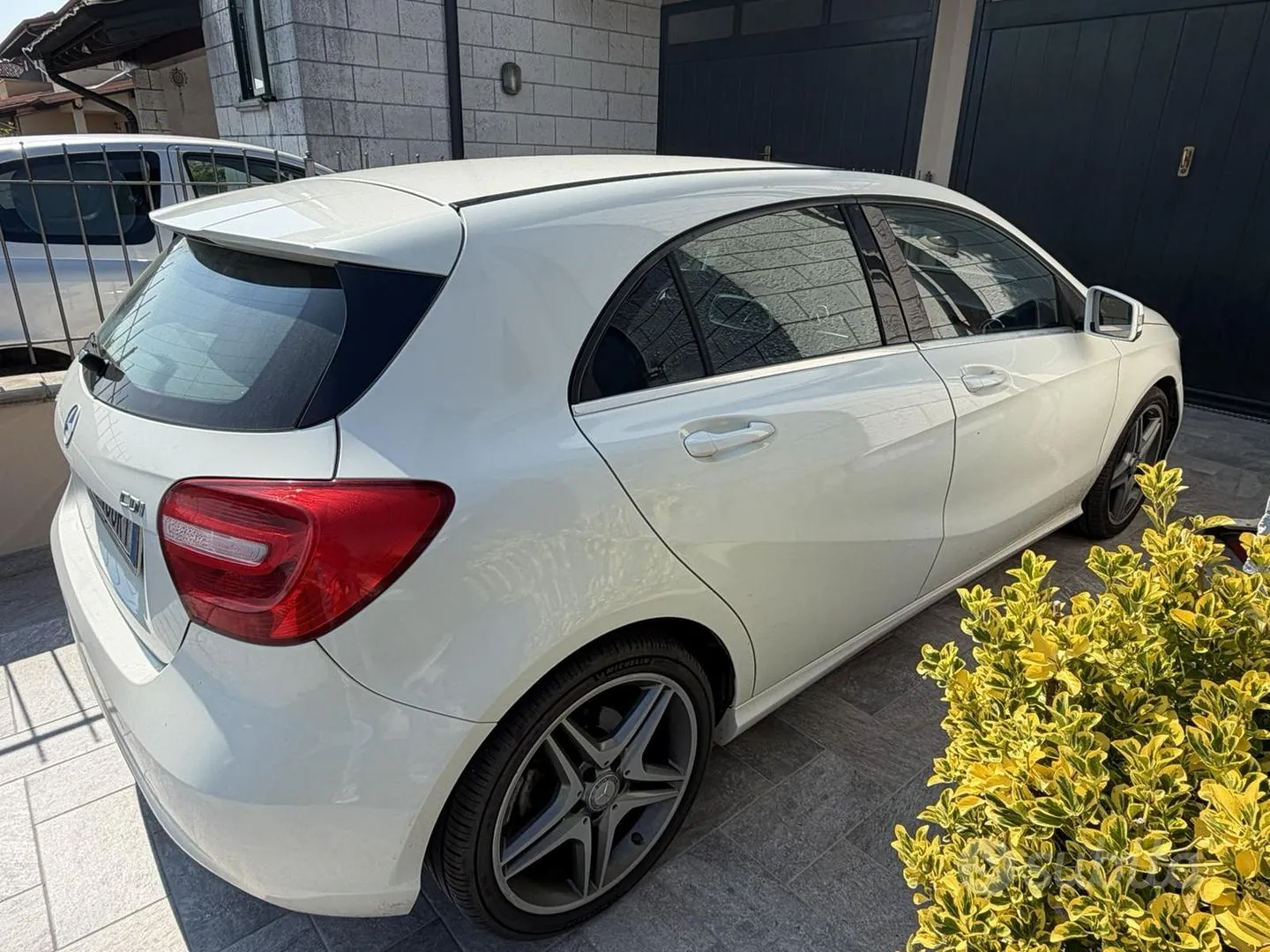 Mercedes-Benz A-Class 2014 photo 2