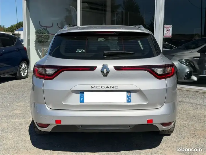 Renault Megane 2019 photo 5