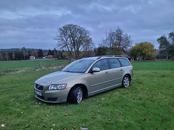 Volvo V50