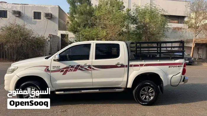 Toyota Hilux 2013 photo 4