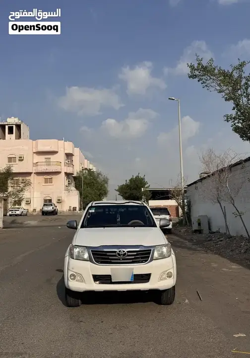 Toyota Hilux 2013 photo 3
