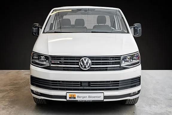 Volkswagen Transporter 2018 photo 2