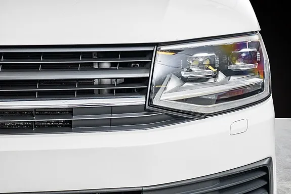 Volkswagen Transporter 2018 photo 3
