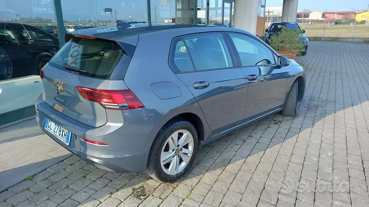 Volkswagen Golf 2022 photo 5