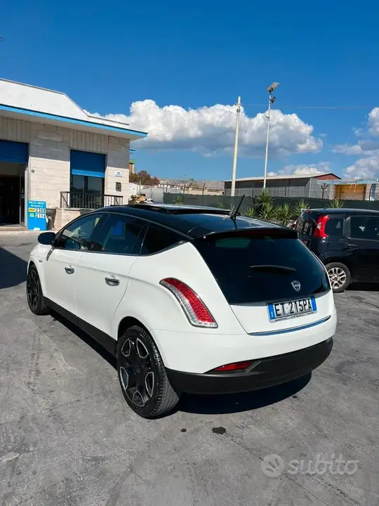 Lancia Delta 2013 photo 3