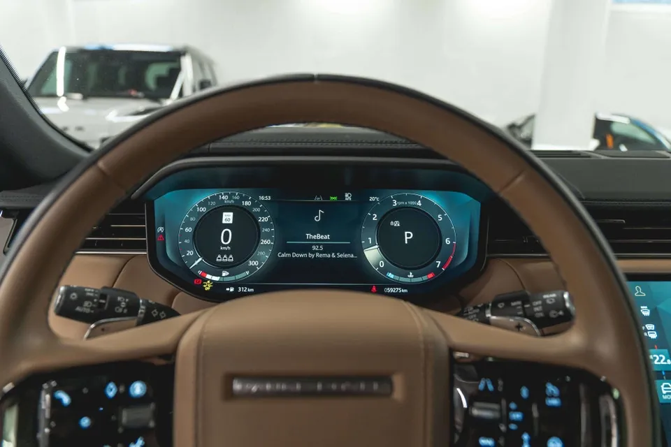 Land Rover Range Rover Sport 2025 photo 4