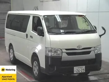 Toyota Hiace 2022 photo 2