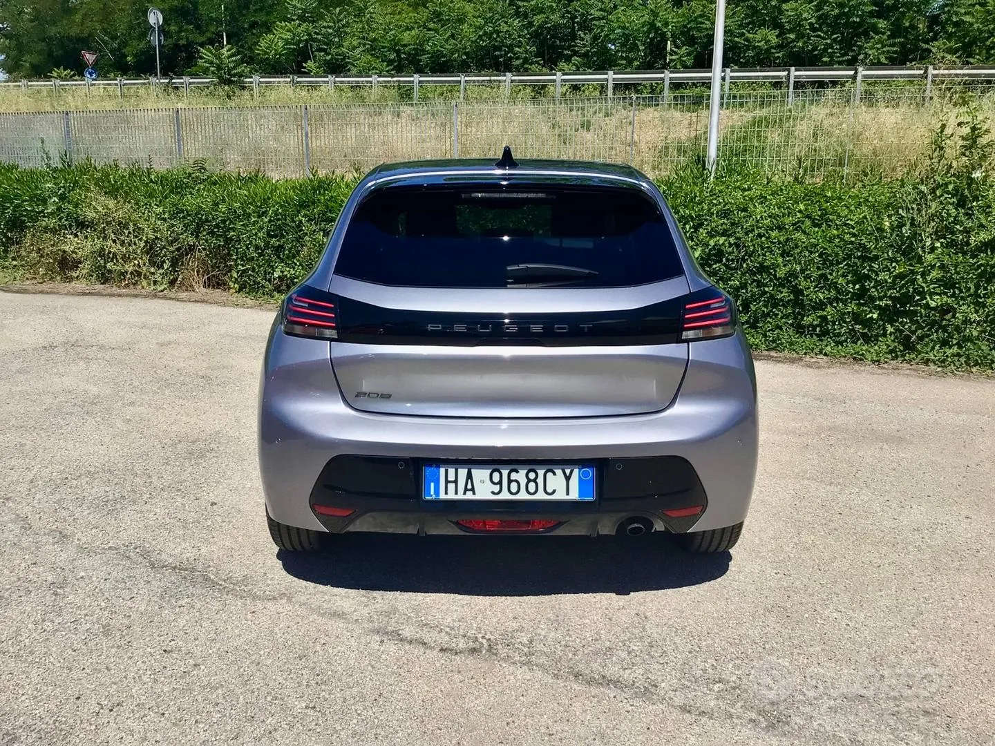Peugeot 208 2025 photo 4