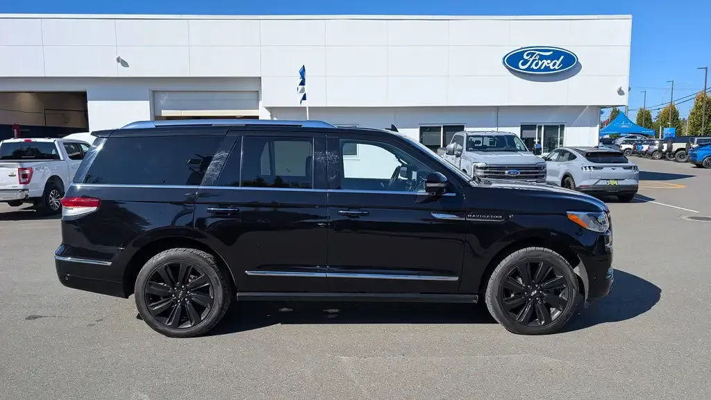 Lincoln Navigator 2022 photo 4
