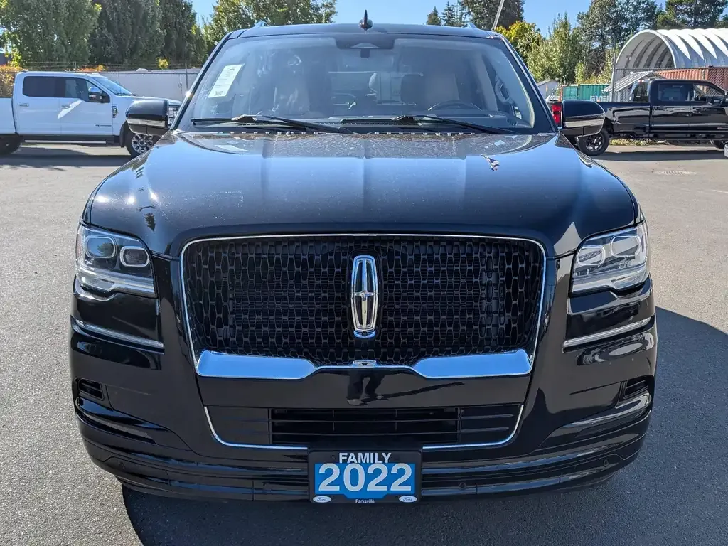 Lincoln Navigator 2022 photo 2
