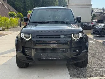 Land Rover Defender 2023 photo 2