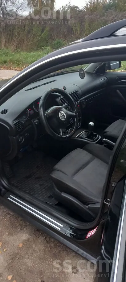Volkswagen Passat 2003 photo 4