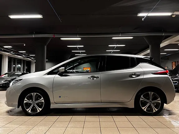 Nissan Leaf 2019 photo 2