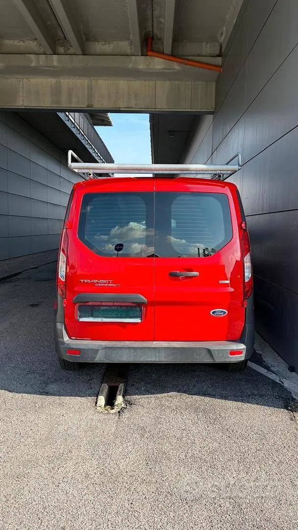 Ford Transit Connect 2016 photo 2
