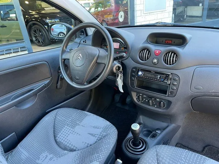 Citroen C2 2004 photo 2