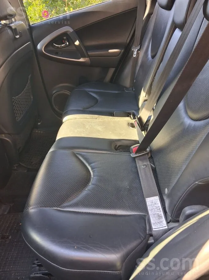 Toyota Rav4 2007 photo 3