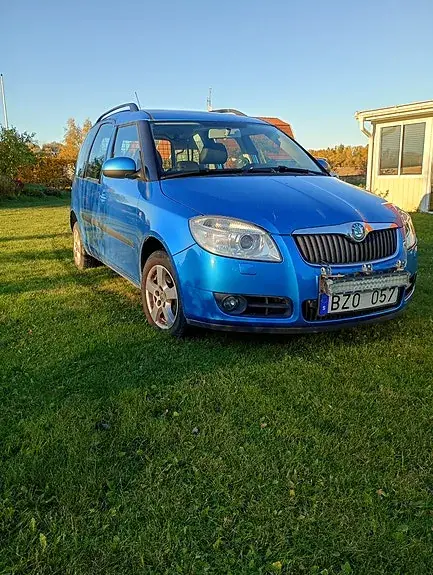 Skoda Roomster 2007 photo 2