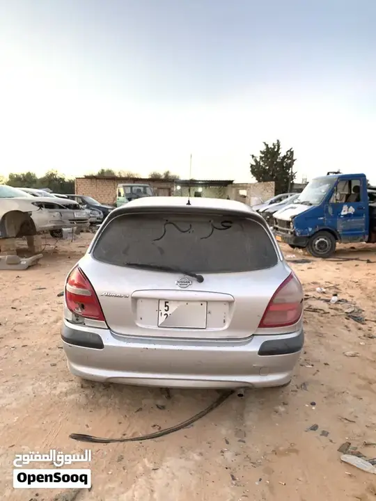 Nissan Almera 2004 photo 5