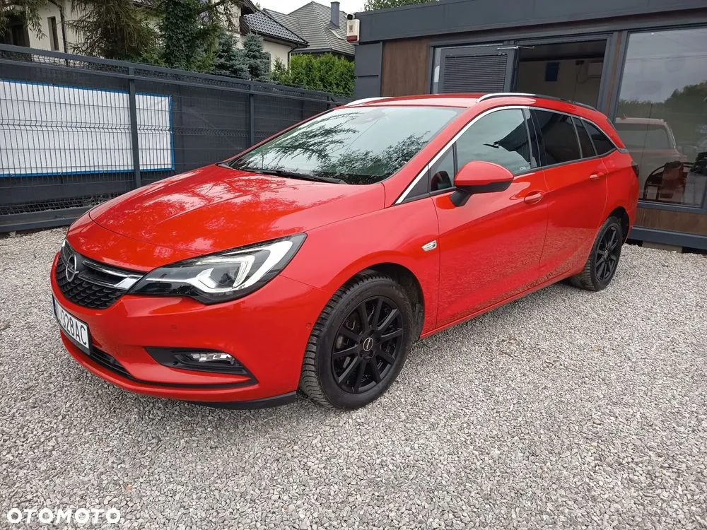 Opel Astra 2017 photo 2