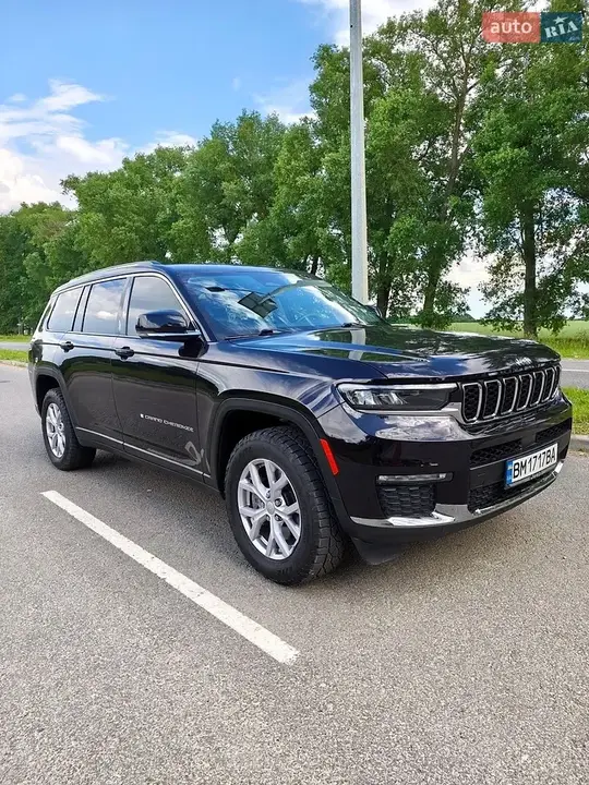 Jeep Grand Cherokee 2022 photo 2