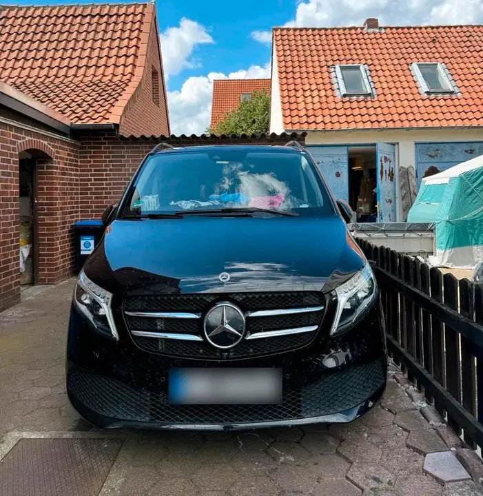 Mercedes-Benz V300
