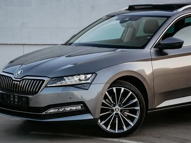 Skoda Superb Combi