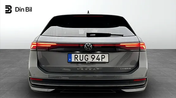 Volkswagen Passat 2025 photo 5