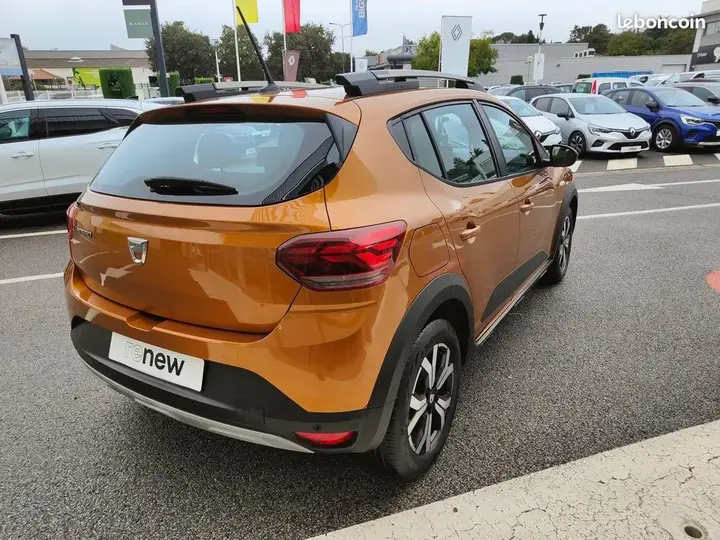 Dacia Sandero 2022 photo 2