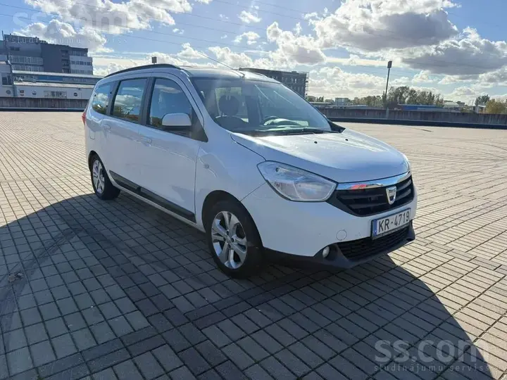 Dacia Lodgy 2017 photo 2