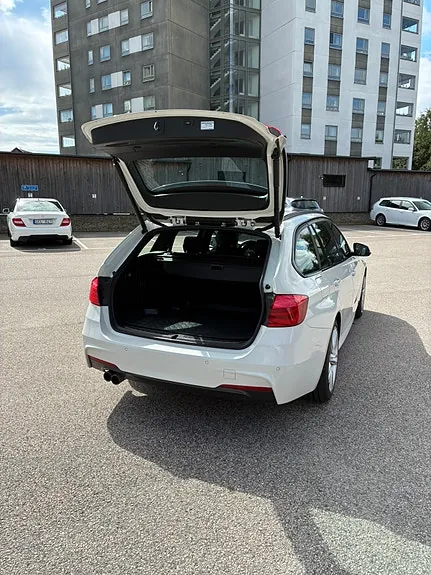 BMW 320I 2018 photo 4