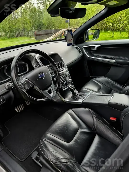 Volvo Xc60 2017 photo 5