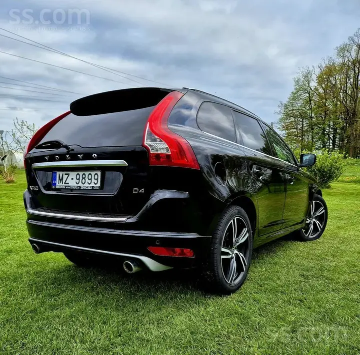 Volvo Xc60 2017 photo 2