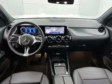 Mercedes-Benz Gla 2025 photo 3