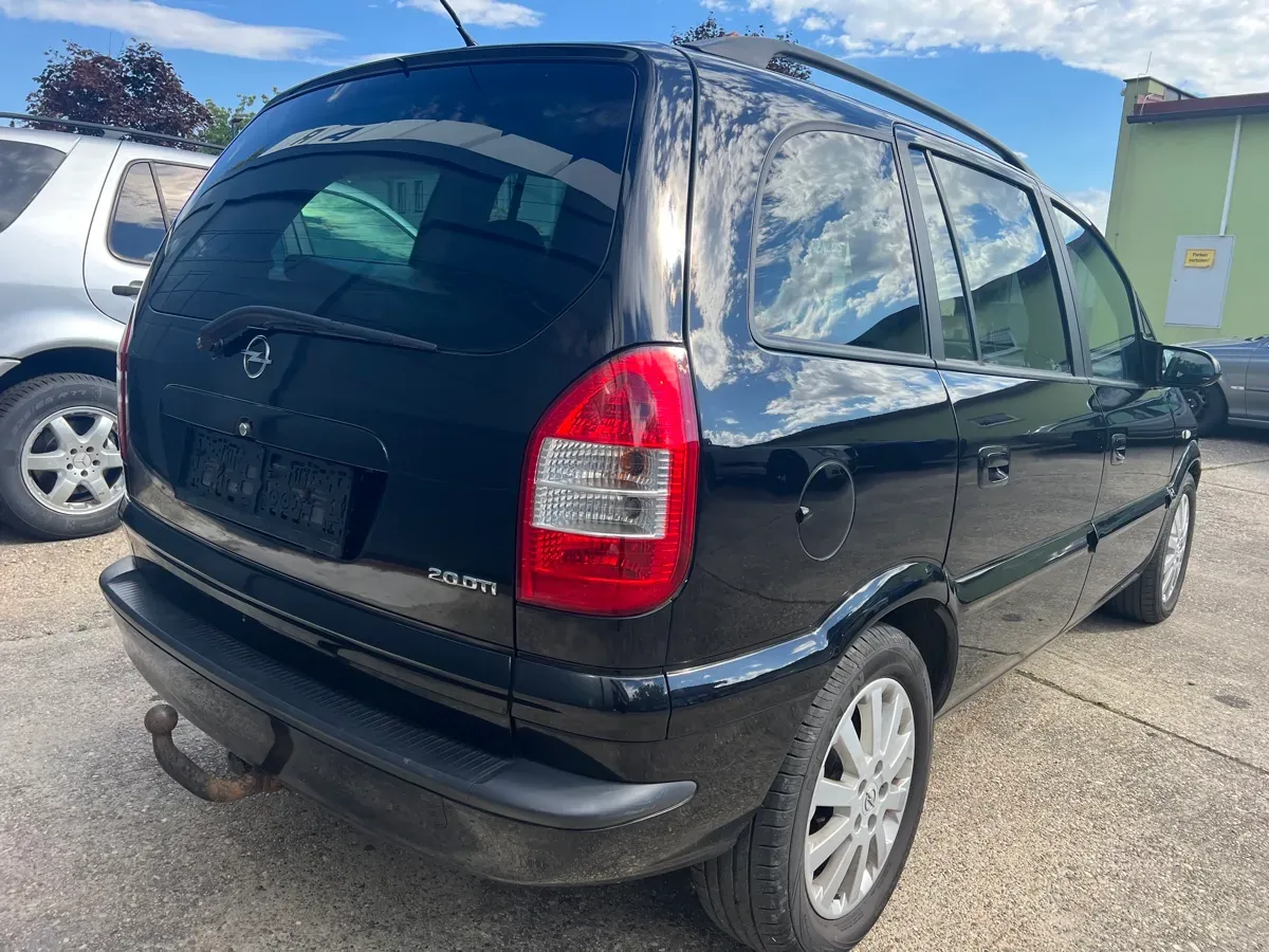 Opel Zafira 2005 photo 3