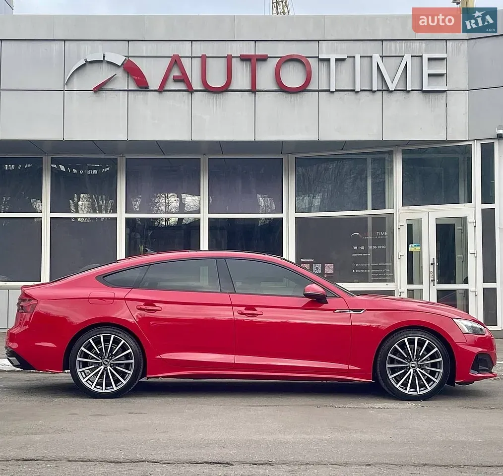Audi A5 2021 photo 2