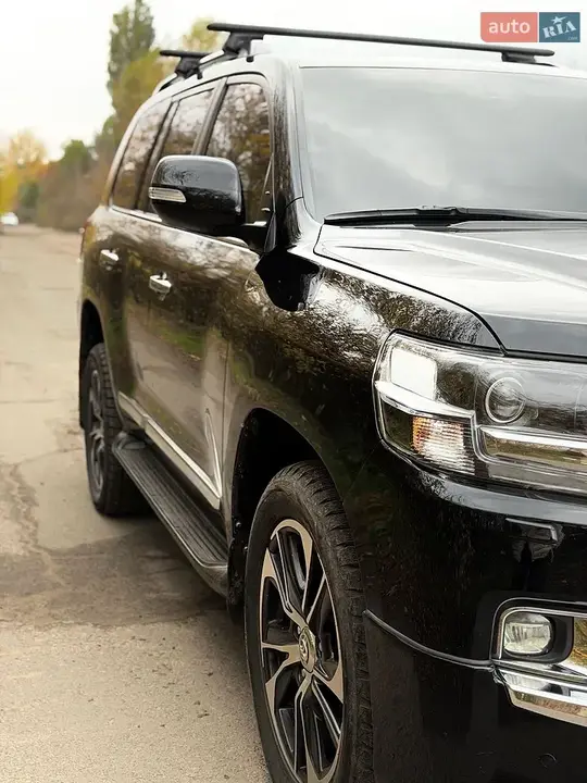 Toyota Land Cruiser 2021 photo 5