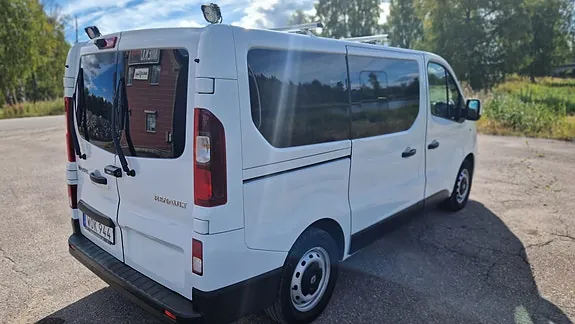 Renault Trafic 2018 photo 3