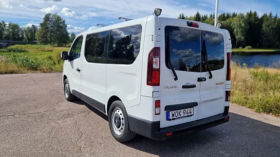 Renault Trafic 2018 photo 4