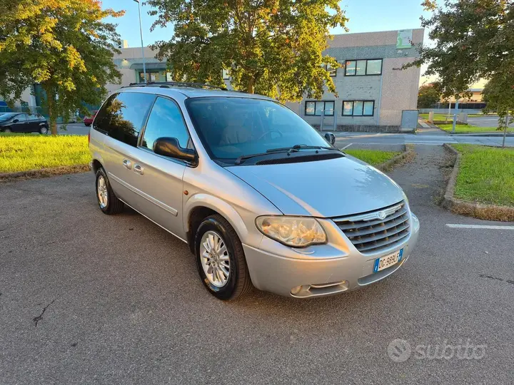 Chrysler Voyager 2007 photo 3