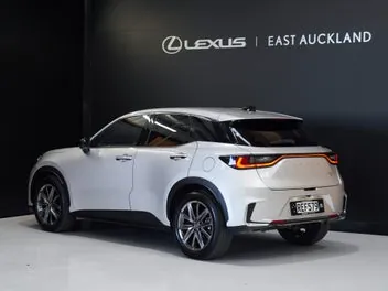 Lexus Lbx 2025 photo 3