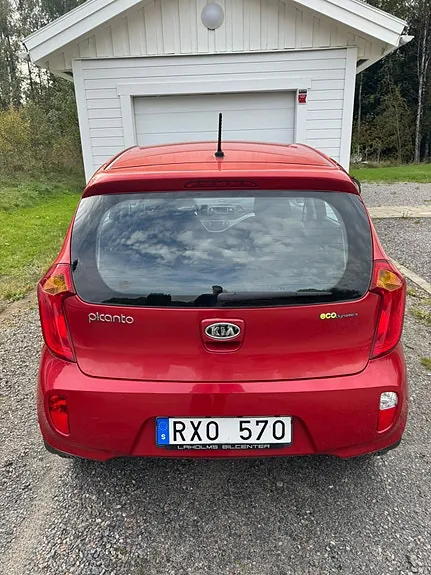 Kia Picanto 2012 photo 2