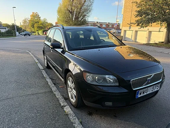 Volvo V50 2006 photo 2