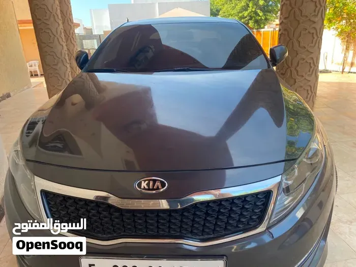 Kia K5 2012 photo 2