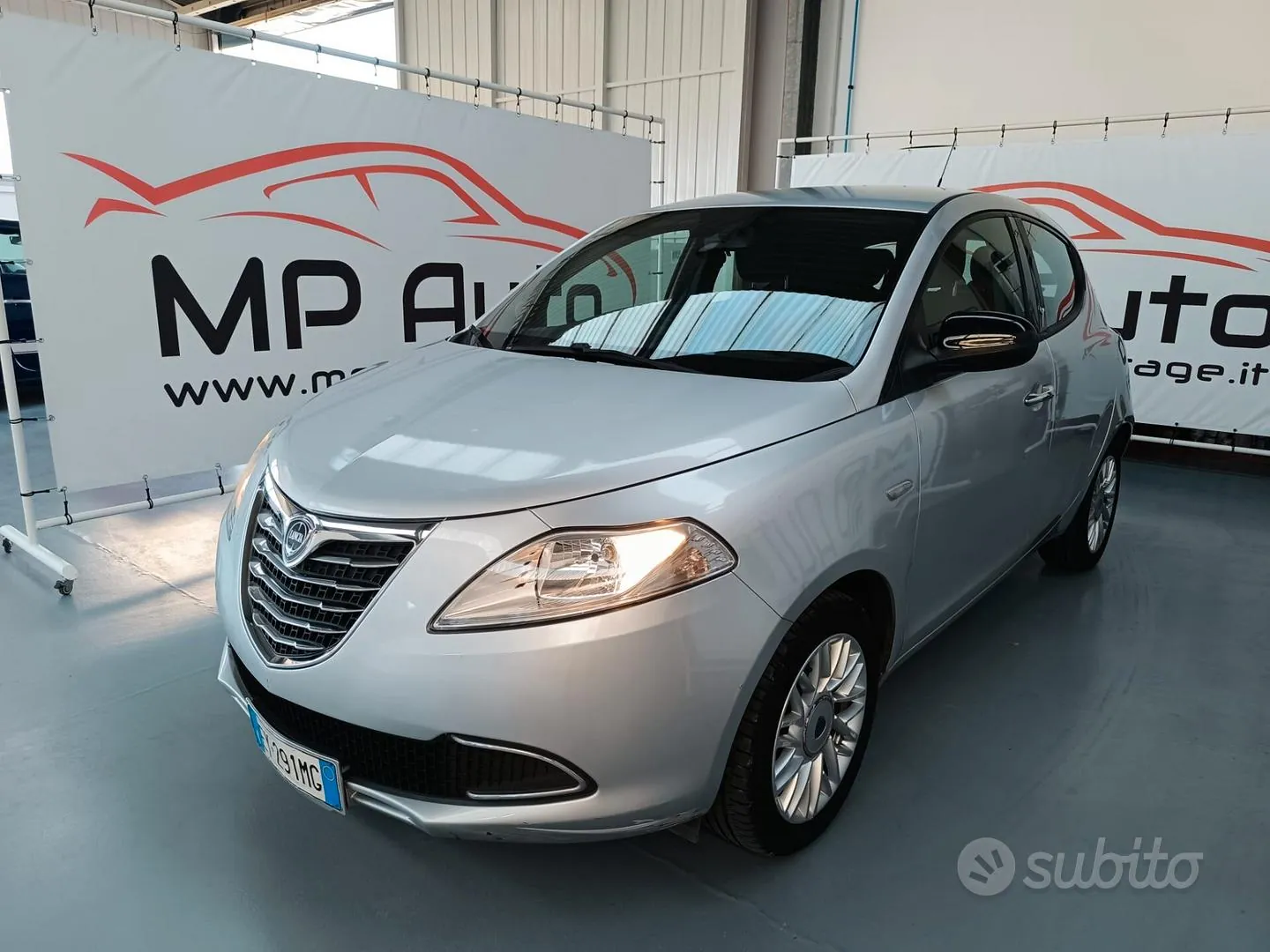 Lancia Ypsilon