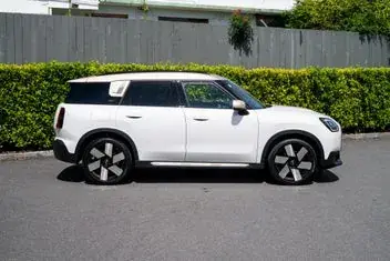 Mini Countryman 2024 photo 3