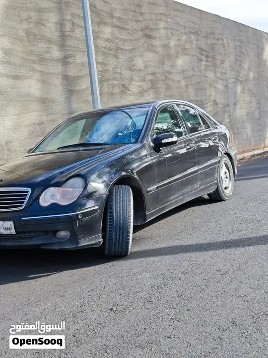 Mercedes-Benz C-Class 2004 photo 5