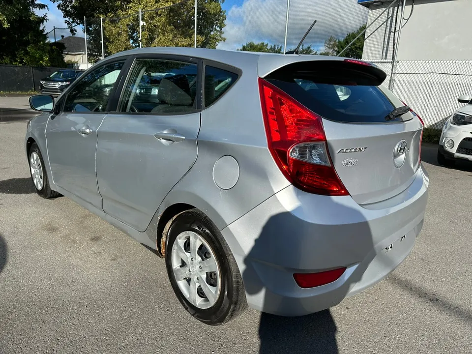 Hyundai Accent 2015 photo 4
